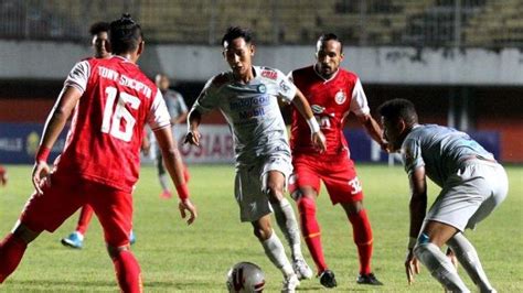 Persib vs Persija Hari Ini Live: Jadwal, Prediksi, dan Cara Menonton Pertandingan El Clasico Indonesia!